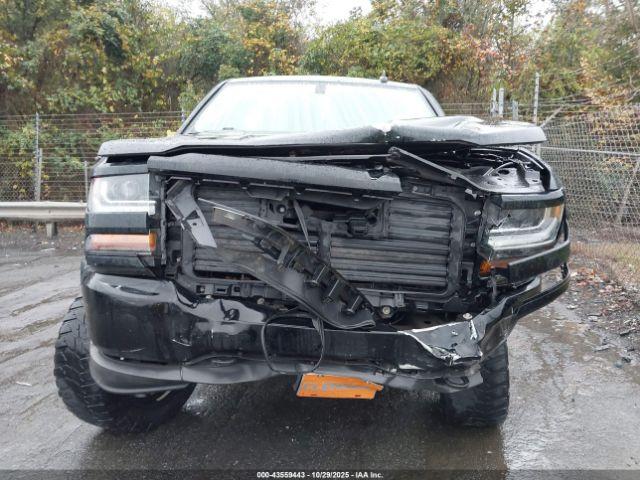 Chevrolet Silverado 1500 Custom Image 9