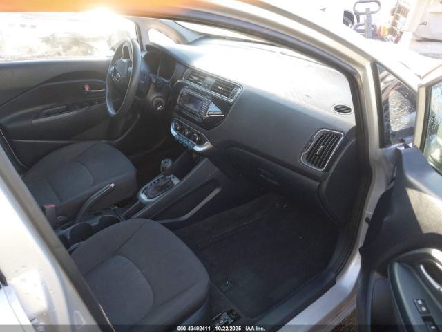 Kia Rio Lx Image 18