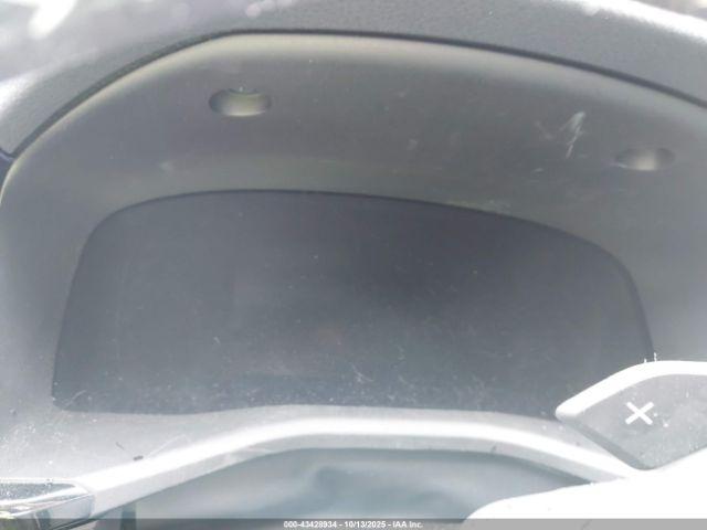 Toyota Camry Se Image 5