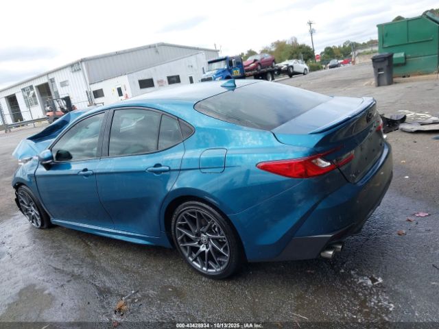 Toyota Camry Se Image 15