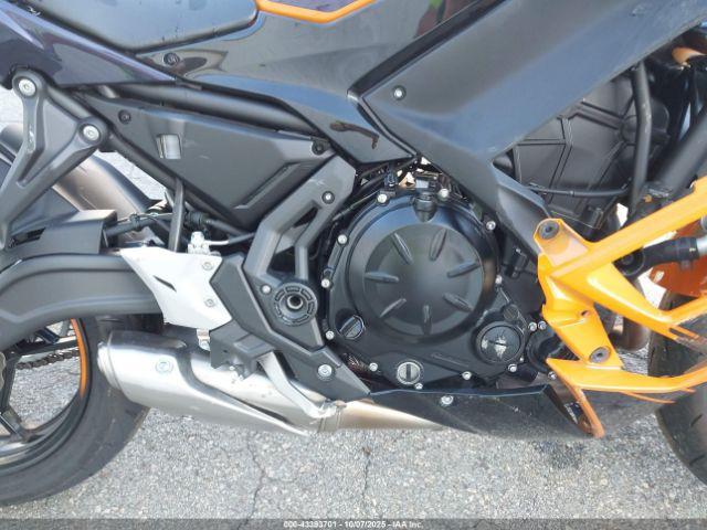 Kawasaki Ex650 P Image 13