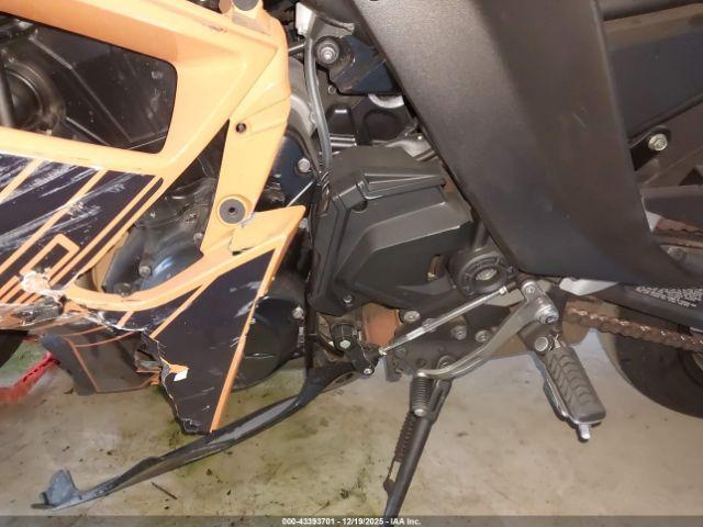 Kawasaki Ex650 P Image 9