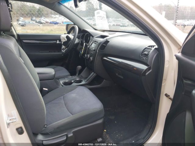 Kia Sorento Lx Image 11