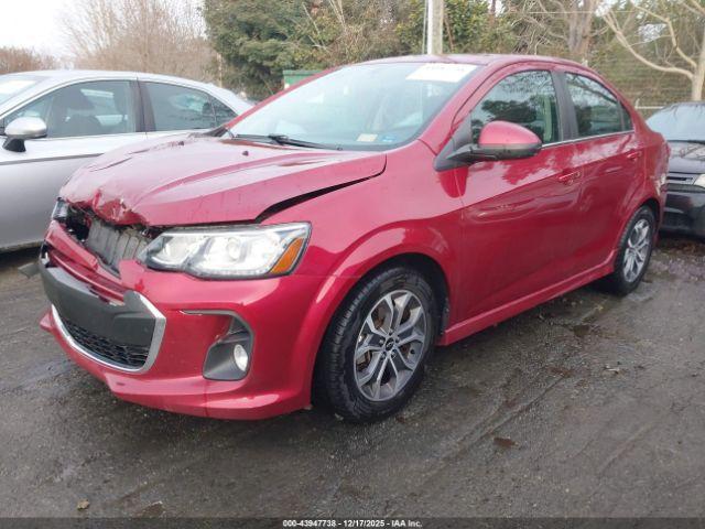 Chevrolet Sonic Lt Auto Image 3