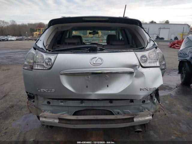 Lexus RX Image 4