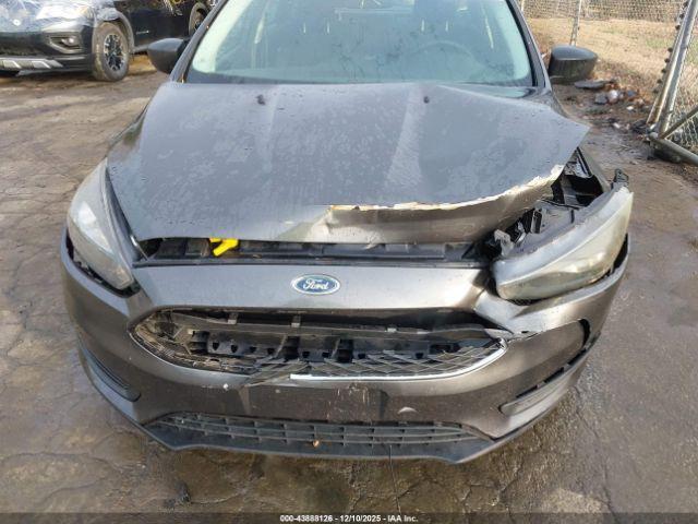 Ford Focus S Image 6