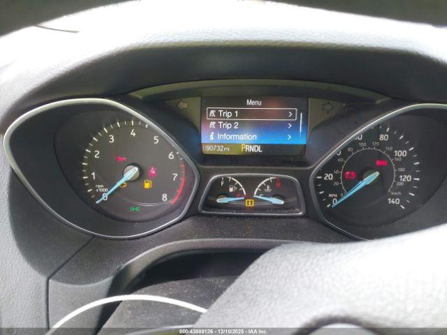 Ford Focus S Image 4