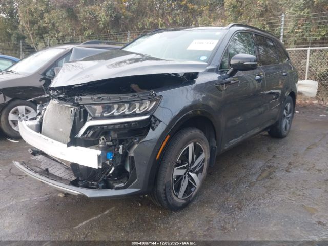 Kia Sorento S Image 4