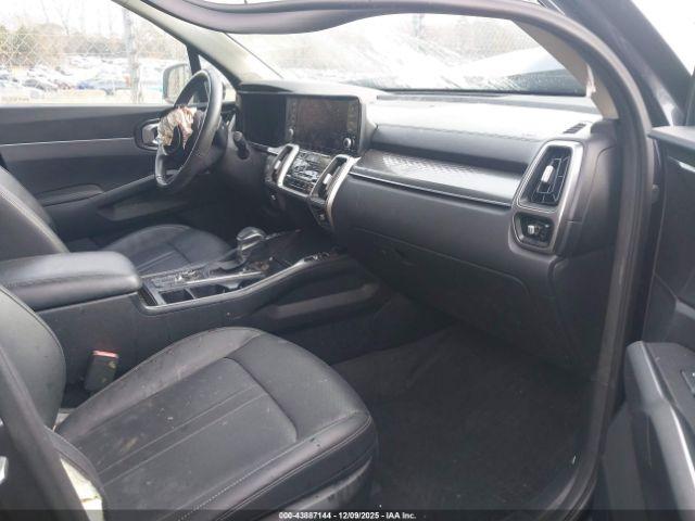 Kia Sorento S Image 6