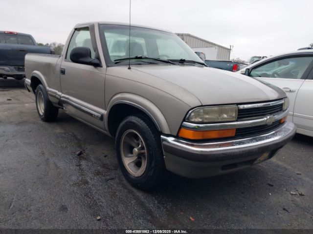 Chevrolet S-10 Ls Fleetside Image 1