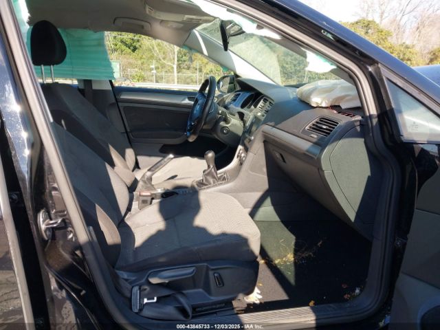 Volkswagen Golf Tsi S 4-door Image 12