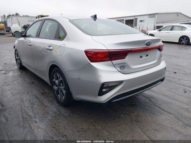 Kia Forte Lxs Image 7