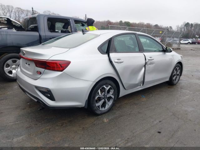 Kia Forte Lxs Image 4