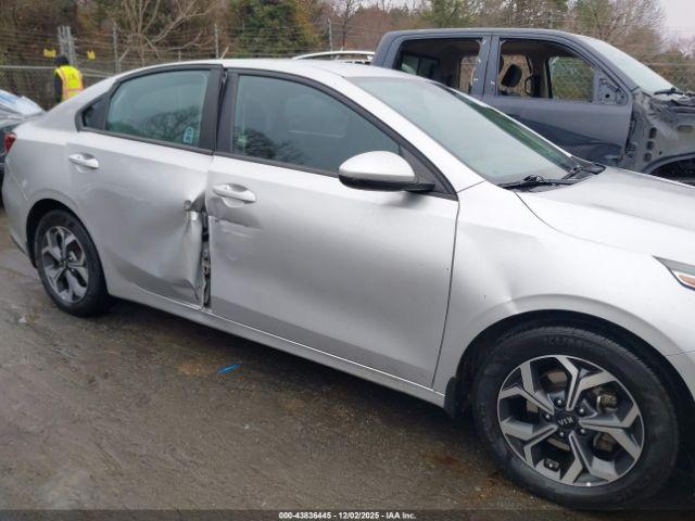 Kia Forte Lxs Image 15