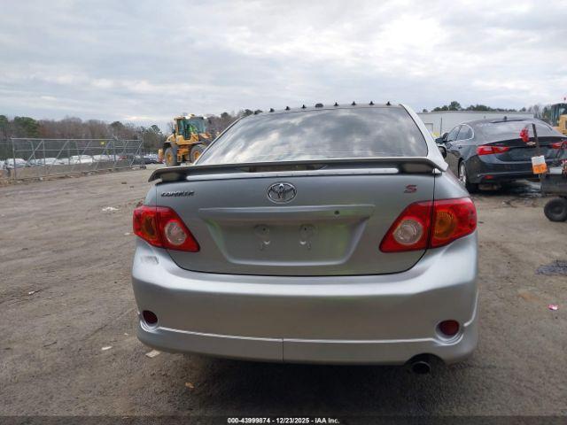 Toyota Corolla S Image 14