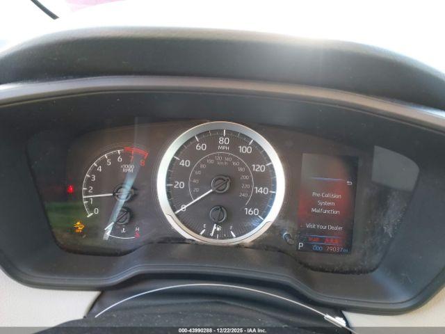 Toyota Corolla Le Image 13