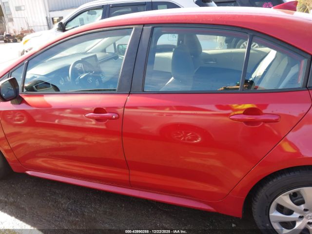 Toyota Corolla Le Image 4