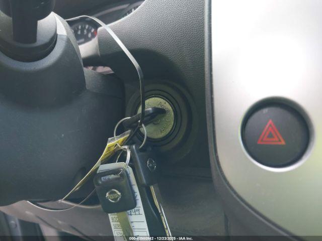 Nissan Frontier Sv-i4 Image 7