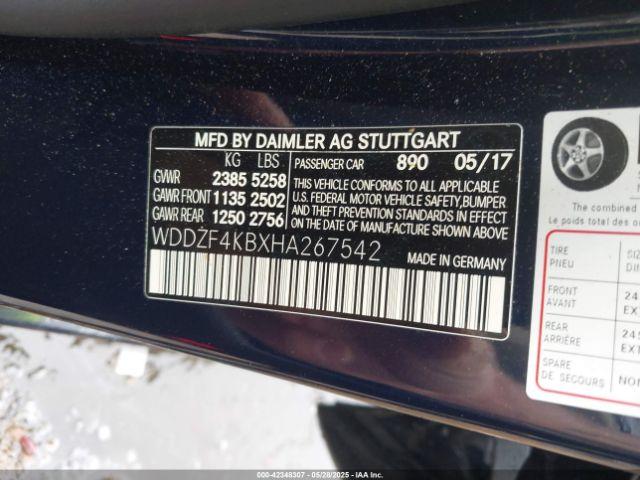 Mercedes-Benz E-Class 4matic Image 13