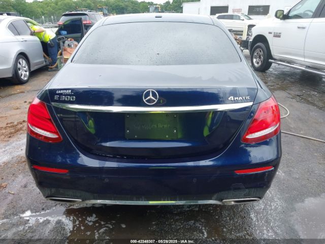 Mercedes-Benz E-Class 4matic Image 3