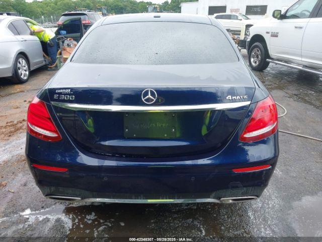 Mercedes-Benz E-Class 4matic Image 3