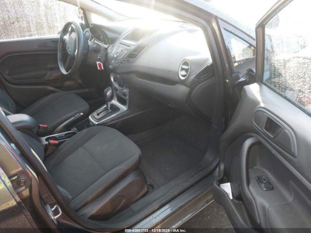 Ford Fiesta Se Image 4