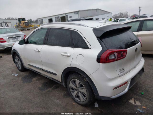 Kia Niro Lx Image 11