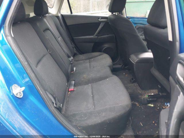 Mazda Mazda3 I Touring Image 6