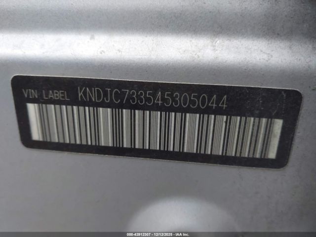 Kia Sorento Image 12