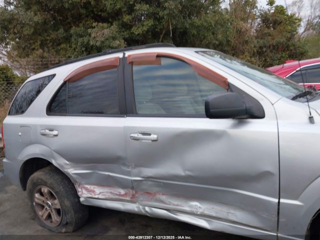 Kia Sorento Image 16