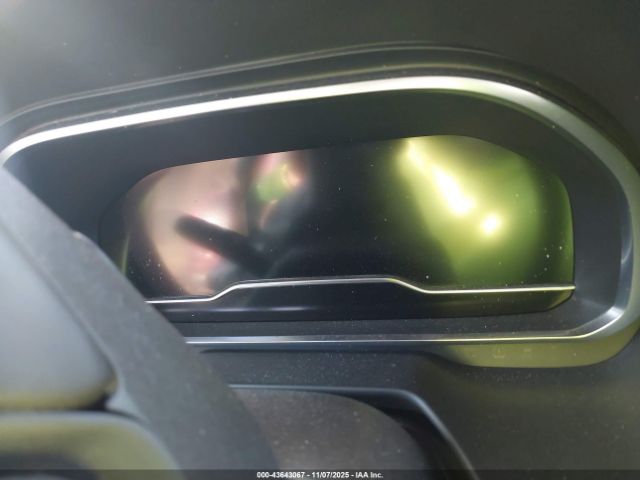 Chevrolet Suburban 4wd Lt Image 8