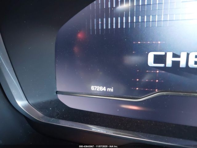 Chevrolet Suburban 4wd Lt Image 2