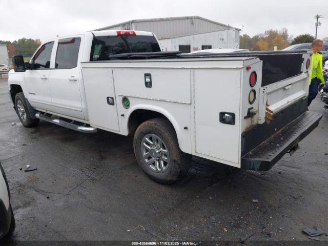 Chevrolet Silverado 2500 Lt Image 14