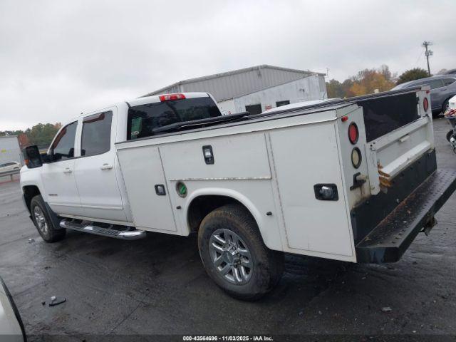 Chevrolet Silverado 2500 Lt Image 8