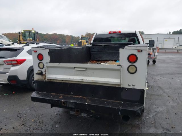 Chevrolet Silverado 2500 Lt Image 7