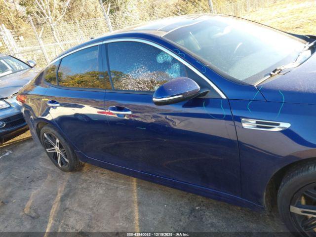 Kia Optima S Image 10