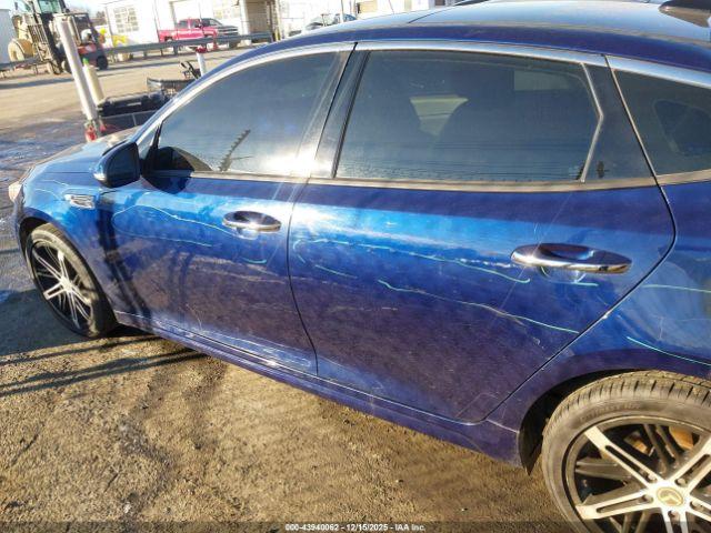 Kia Optima S Image 11