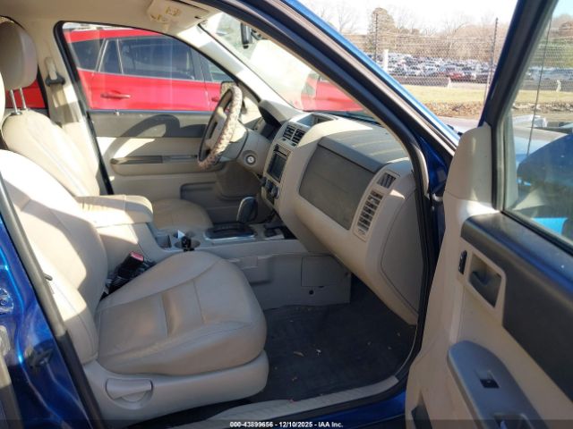 Ford Escape Image 10