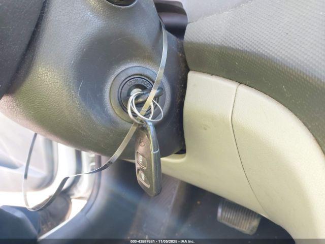 Hyundai ACCENT Gs Image 9