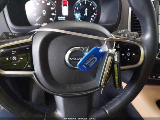 Volvo XC90 T6 Momentum Image 4