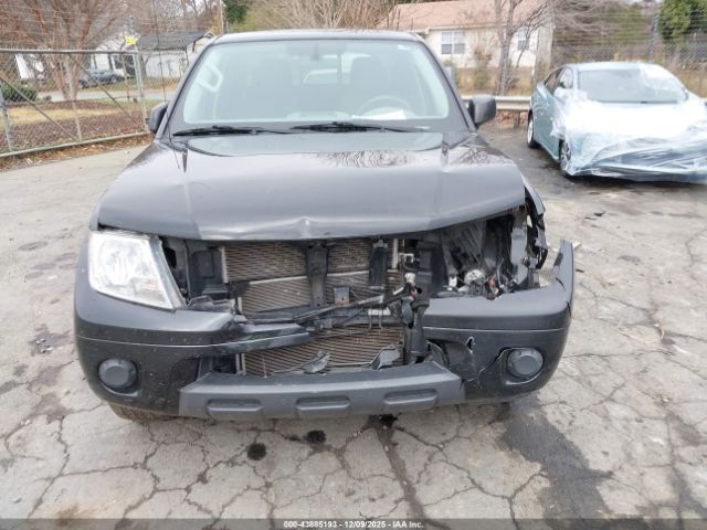 Nissan Frontier Sv 4x4 Image 15