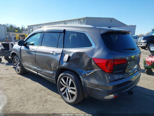 Honda Pilot Touring Image 3