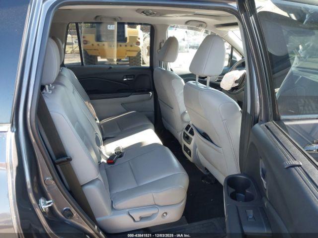 Honda Pilot Touring Image 7