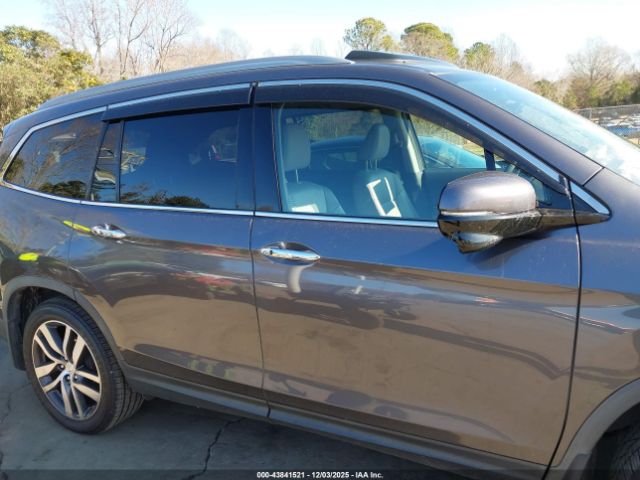 Honda Pilot Touring Image 14