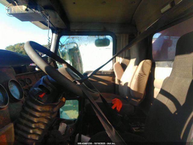 Kenworth Construction T800 Image 4