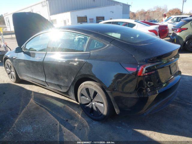 Tesla Model 3 Image 2