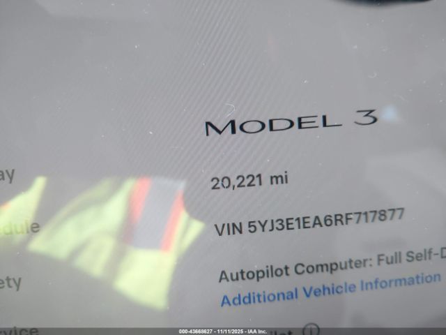 Tesla Model 3 Image 15