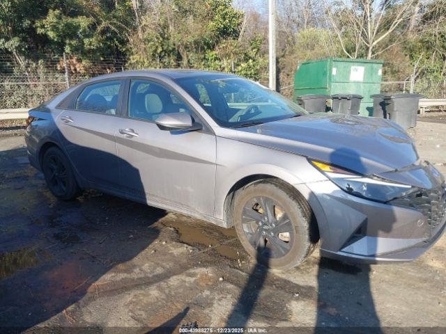 Hyundai ELANTRA Blue Image 10