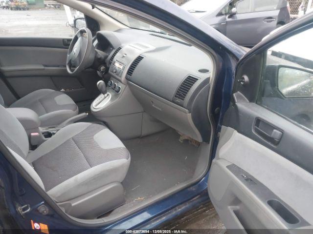 Nissan Sentra 2.0 Image 8