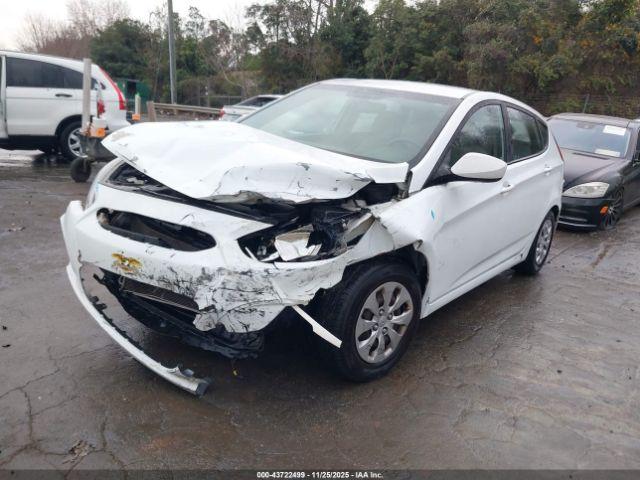 Hyundai ACCENT Se Image 2
